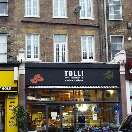 Lovely Twin Room With Terrace London Exterior foto